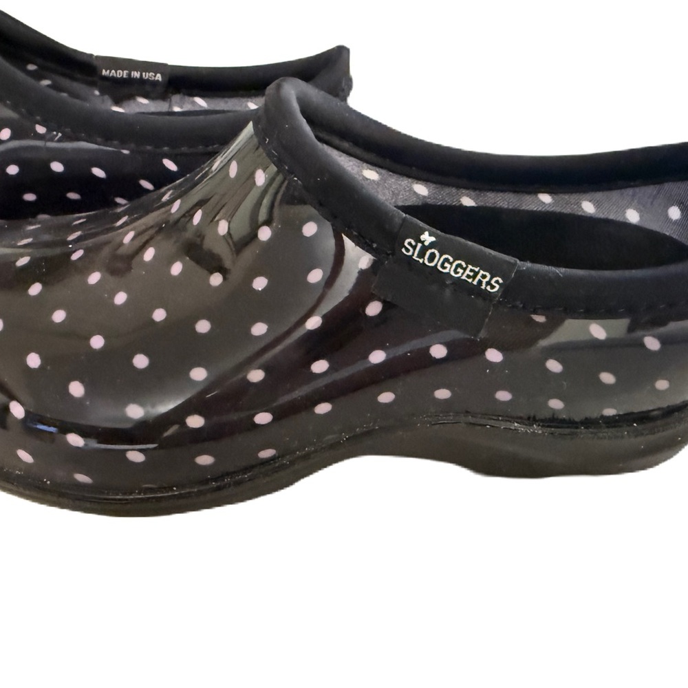 Sloggers Women’s Slip On Weatherproof Shoes. Size 6